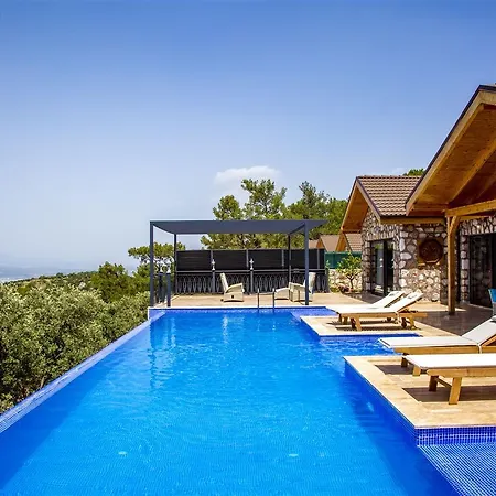Akropol * Kalkan